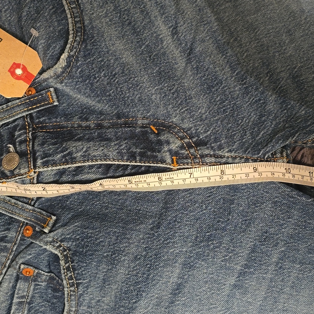 Distressed 502 Taper Levi's size 28x30 - Picture 10 of 10